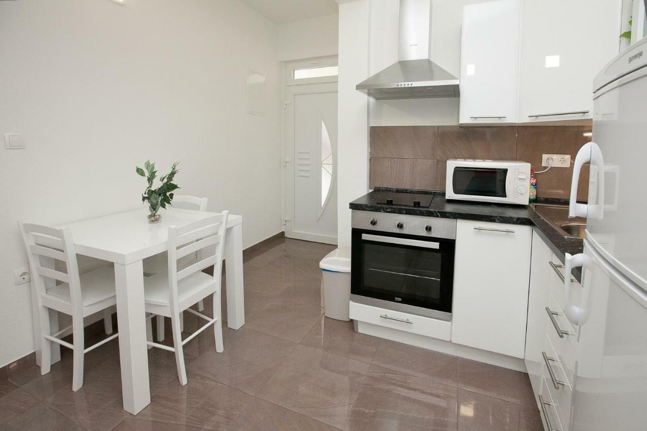 Apartman 1 زادار المظهر الخارجي الصورة